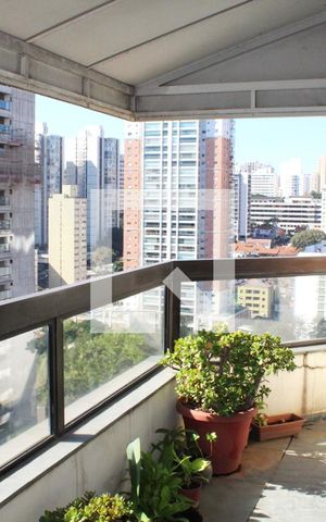 Apartamento à venda com 280m², 3 quartos e 4 vagasSacada da Cobertura
