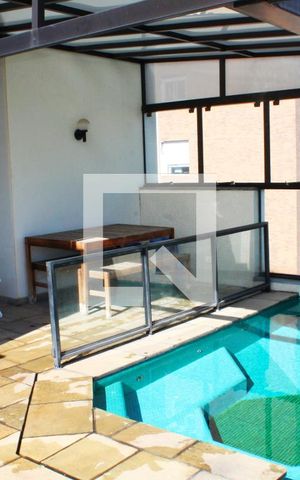 Apartamento à venda com 280m², 3 quartos e 4 vagasPiscina