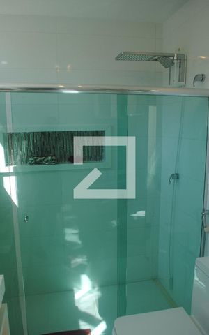 Casa para alugar com 400m², 4 quartos e 3 vagasBanheiro da Suíte 1