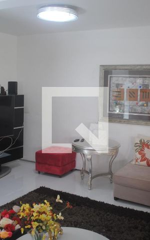 Casa para alugar com 400m², 4 quartos e 3 vagasSala 