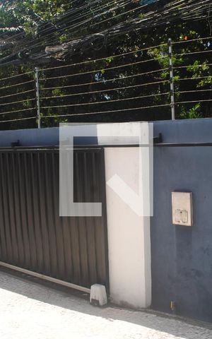 Casa para alugar com 400m², 4 quartos e 3 vagasPortão de Entrada
