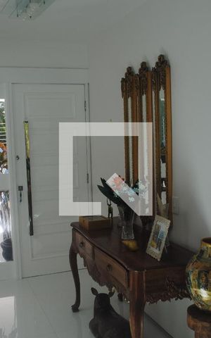 Casa para alugar com 400m², 4 quartos e 3 vagasHall de entrada