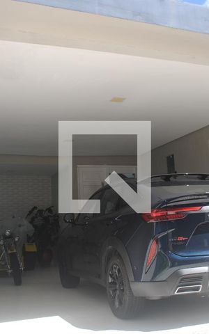 Casa para alugar com 400m², 4 quartos e 3 vagasVagas de garagem 