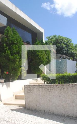 Casa para alugar com 400m², 4 quartos e 3 vagasEntrada