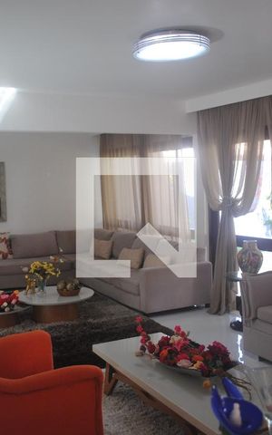 Casa para alugar com 400m², 4 quartos e 3 vagasSala 