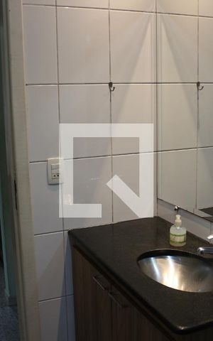 Casa à venda com 250m², 3 quartos e 6 vagasBanheiro 1