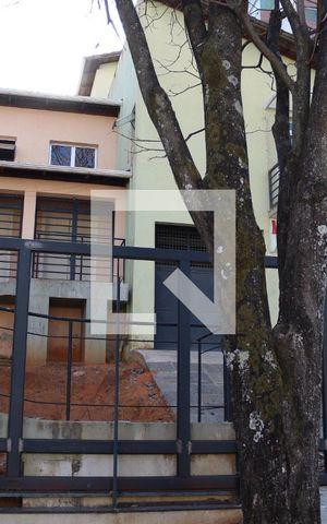 Casa à venda com 250m², 3 quartos e 6 vagasFachada