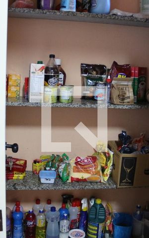 Casa à venda com 250m², 3 quartos e 6 vagasCozinha