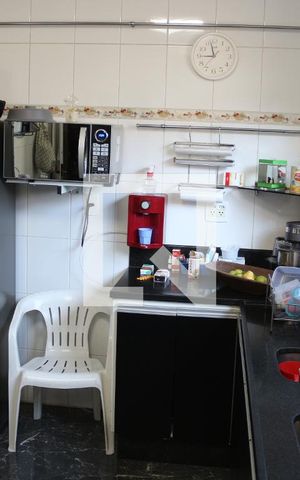Casa à venda com 250m², 3 quartos e 6 vagasCozinha