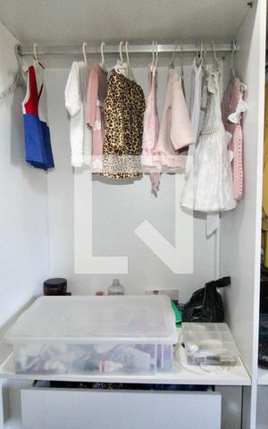 Apartamento para alugar com 300m², 3 quartos e sem vaga Apartamento para alugar com 300m², 3 quartos e sem vagaCloset da suíte