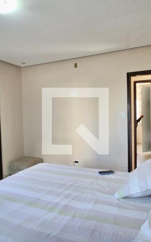 Apartamento para alugar com 300m², 3 quartos e sem vaga Apartamento para alugar com 300m², 3 quartos e sem vagaSuíte