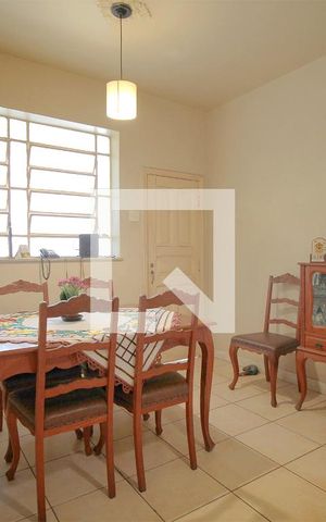 Casa à venda com 350m², 6 quartos e 2 vagasSala de Jantar