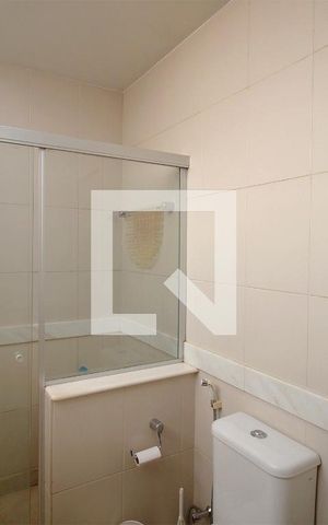 Casa à venda com 350m², 6 quartos e 2 vagasBanheiro