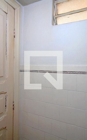 Casa à venda com 350m², 6 quartos e 2 vagasLavabo Sala – Piso térreo