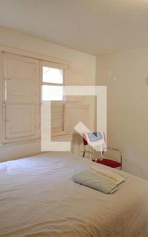 Casa à venda com 350m², 6 quartos e 2 vagasQuarto 1 – Piso térreo