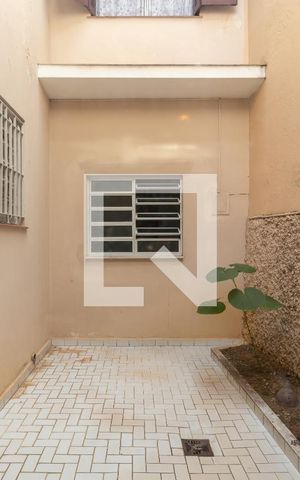 Casa à venda com 380m², 4 quartos e 2 vagasJardim de Inverno