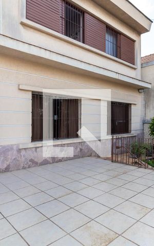 Casa à venda com 380m², 4 quartos e 2 vagasVaranda