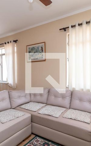 Casa à venda com 380m², 4 quartos e 2 vagasSala de TV
