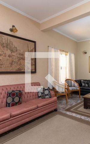 Casa à venda com 380m², 4 quartos e 2 vagasSala de Estar