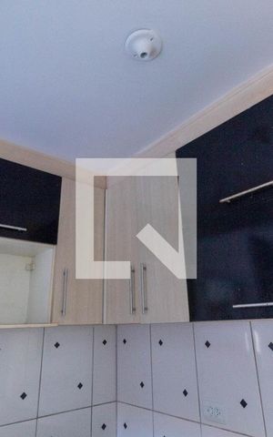 Casa à venda com 180m², 4 quartos e 2 vagas Casa à venda com 180m², 4 quartos e 2 vagasCozinha - Armários