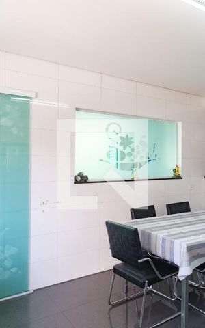 Casa à venda com 226m², 3 quartos e 3 vagasCozinha
