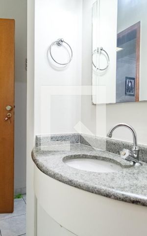Casa à venda com 226m², 3 quartos e 3 vagasLavabo 2