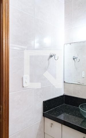 Casa à venda com 226m², 3 quartos e 3 vagasBanheiro Social
