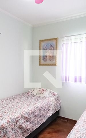Casa à venda com 226m², 3 quartos e 3 vagasSuíte