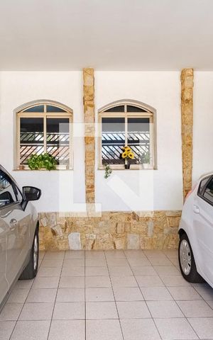 Casa à venda com 226m², 3 quartos e 3 vagasGaragem