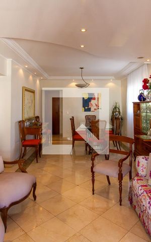 Apartamento à venda com 147m², 3 quartos e 2 vagas Apartamento à venda com 147m², 3 quartos e 2 vagasSala