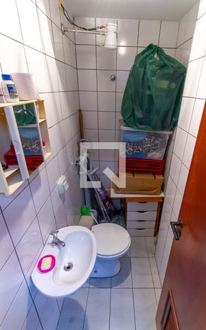 Apartamento à venda com 147m², 3 quartos e 2 vagas Apartamento à venda com 147m², 3 quartos e 2 vagasBanheiro de serviço