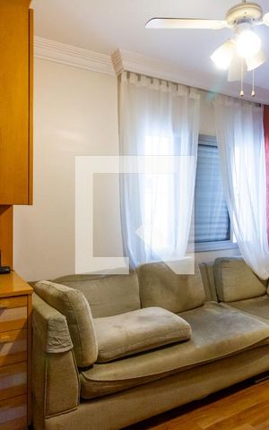 Apartamento à venda com 147m², 3 quartos e 2 vagas Apartamento à venda com 147m², 3 quartos e 2 vagasQuarto 2 - Suíte