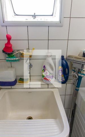 Apartamento à venda com 147m², 3 quartos e 2 vagas Apartamento à venda com 147m², 3 quartos e 2 vagasÁrea de Serviço