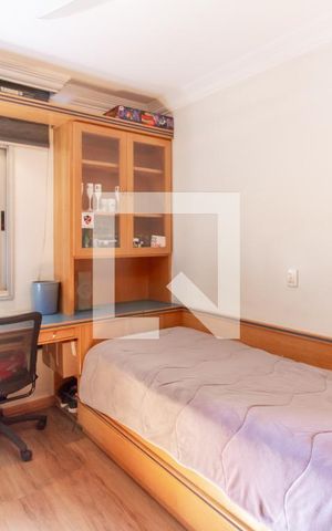 Apartamento à venda com 147m², 3 quartos e 2 vagas Apartamento à venda com 147m², 3 quartos e 2 vagasQuarto 3 - Suíte