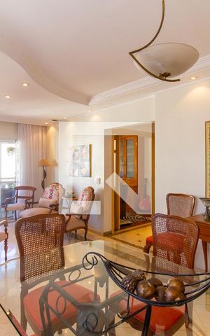 Apartamento à venda com 147m², 3 quartos e 2 vagas Apartamento à venda com 147m², 3 quartos e 2 vagasSala de Jantar