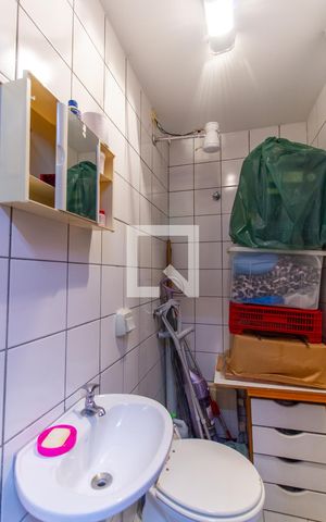 Apartamento à venda com 147m², 3 quartos e 2 vagas Apartamento à venda com 147m², 3 quartos e 2 vagasBanheiro de serviço