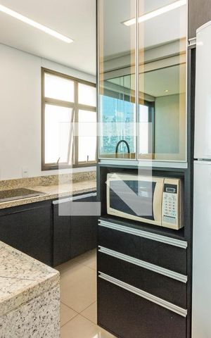 Apartamento para alugar com 55m², 1 quarto e 2 vagas Apartamento para alugar com 55m², 1 quarto e 2 vagasCozinha