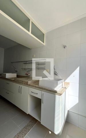 Apartamento à venda com 63m², 2 quartos e 1 vaga Apartamento à venda com 63m², 2 quartos e 1 vagaÁrea de Serviço