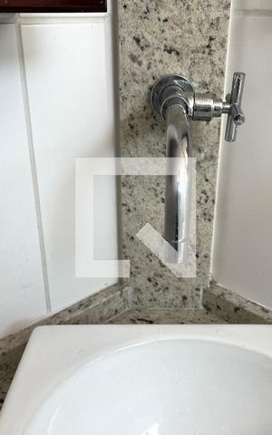 Apartamento à venda com 63m², 2 quartos e 1 vaga Apartamento à venda com 63m², 2 quartos e 1 vagaBanheiro