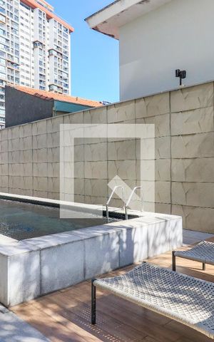 Studio à venda com 22m², 1 quarto e sem vagaÁrea comum - Piscina