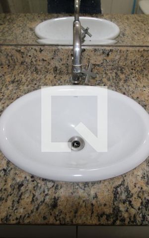Apartamento à venda com 76m², 3 quartos e 1 vagaBanheiro