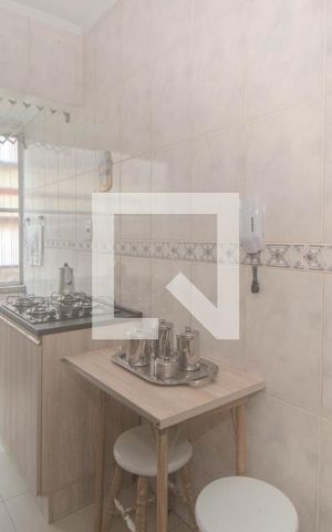 Apartamento à venda com 72m², 2 quartos e 1 vaga Apartamento à venda com 72m², 2 quartos e 1 vagaCozinha e Área de Serviço