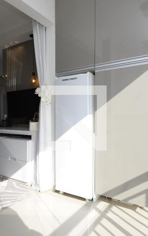 Apartamento à venda com 48m², 2 quartos e 1 vagaVaranda/Serviço