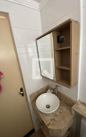 Apartamento para alugar com 50m², 2 quartos e 1 vaga Apartamento para alugar com 50m², 2 quartos e 1 vagaBanheiro