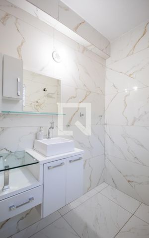 Casa à venda com 275m², 2 quartos e 1 vaga Casa à venda com 275m², 2 quartos e 1 vagaBanheiro 1