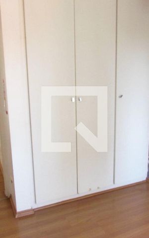 Apartamento à venda com 75m², 2 quartos e 2 vagasQuarto 2