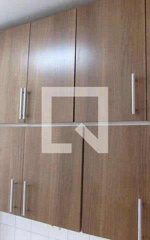 Apartamento à venda com 75m², 2 quartos e 2 vagasCozinha - Armários