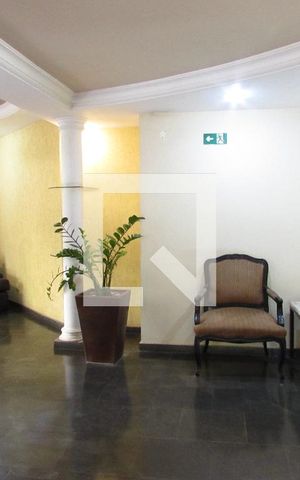 Apartamento à venda com 75m², 2 quartos e 2 vagasHall social