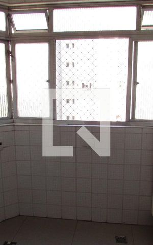 Apartamento à venda com 75m², 2 quartos e 2 vagasÁrea de Serviço