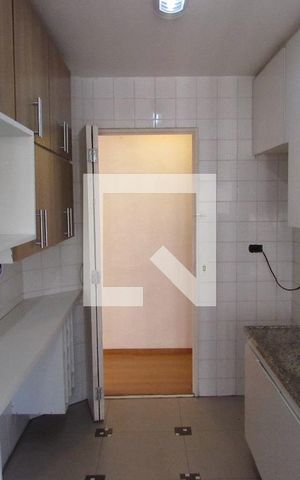 Apartamento à venda com 75m², 2 quartos e 2 vagasCozinha